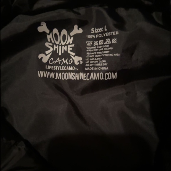 NWT Moonshine Camo Muddy Girl Outdoor Pink Camo Vest Size Medium - Picture 3 of 4